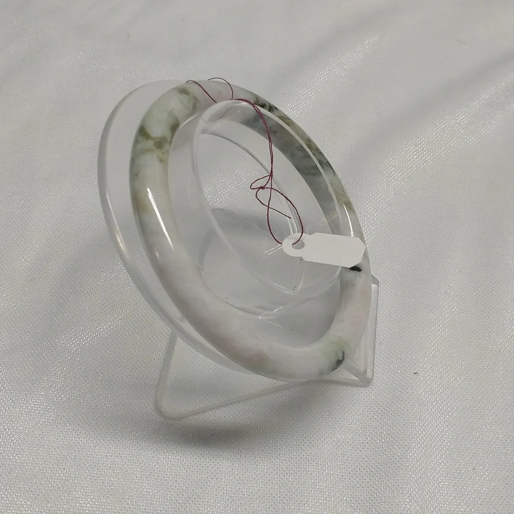 Jadeite bangle - Picture 4 of 6